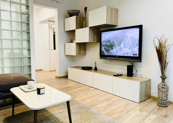 Cozy Near Vitosha Blvd * София