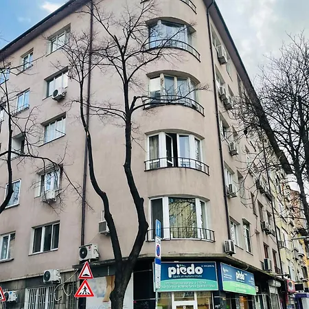 Cozy Near Vitosha Blvd
